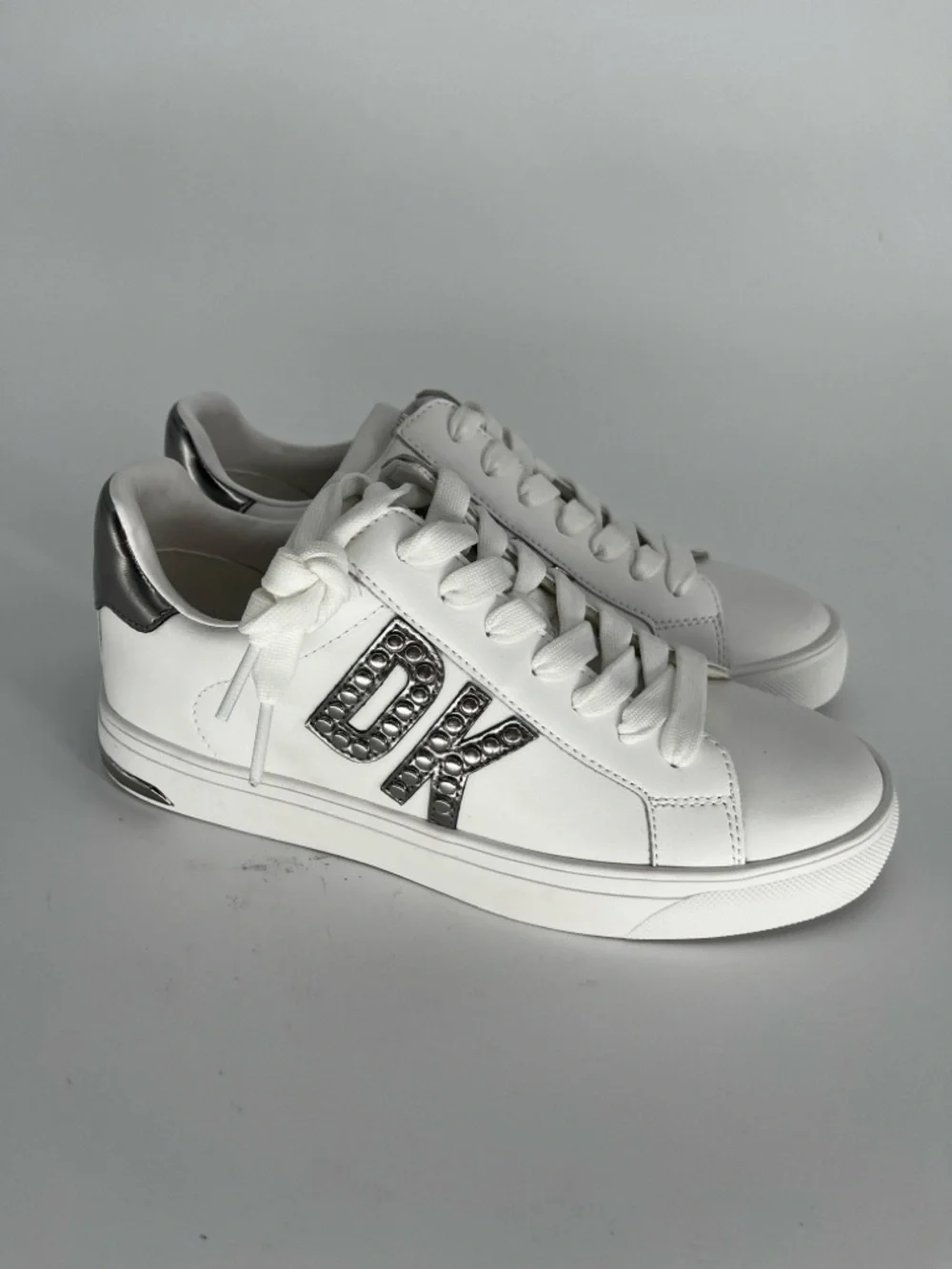 DKNY Abeni Sneakers Logo Detail Lace Up White Silver - Size 8